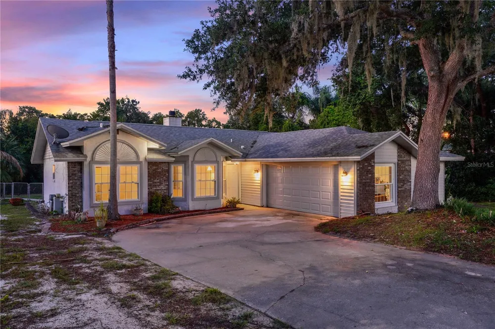 515 CLOUDCROFT DRIVE Deltona, FL 32738