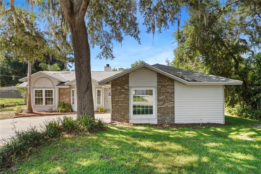 515 CLOUDCROFT DRIVE Deltona, FL 32738