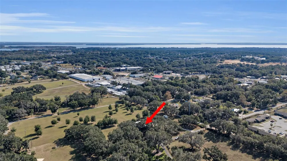 400 CARMAN DRIVE Leesburg, FL 34748