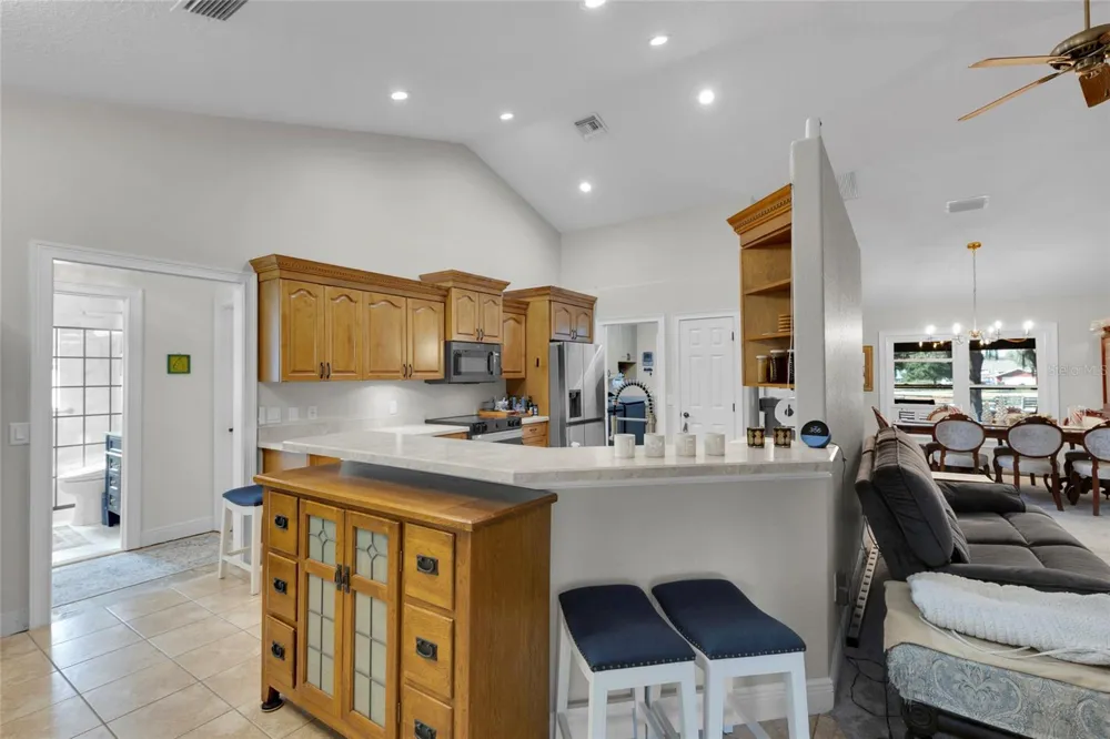400 CARMAN DRIVE Leesburg, FL 34748
