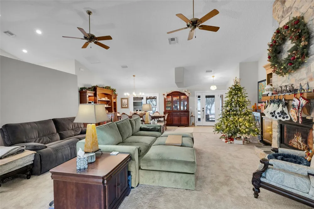 400 CARMAN DRIVE Leesburg, FL 34748