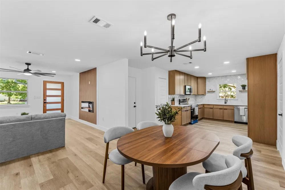 3035 Mark Twain Drive Farmers Branch, TX 75234