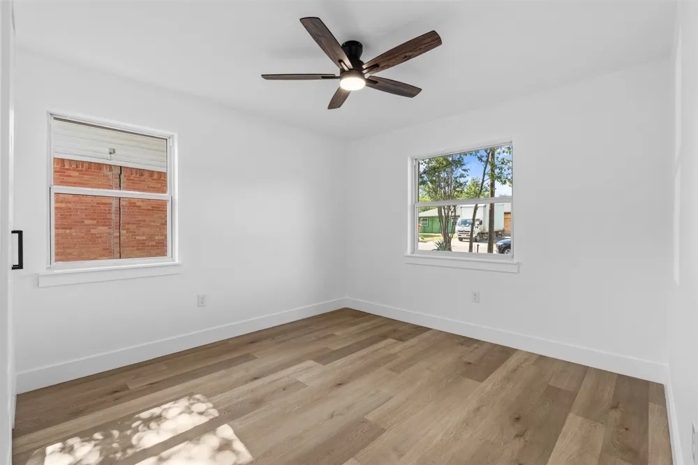 3035 Mark Twain Drive Farmers Branch, TX 75234