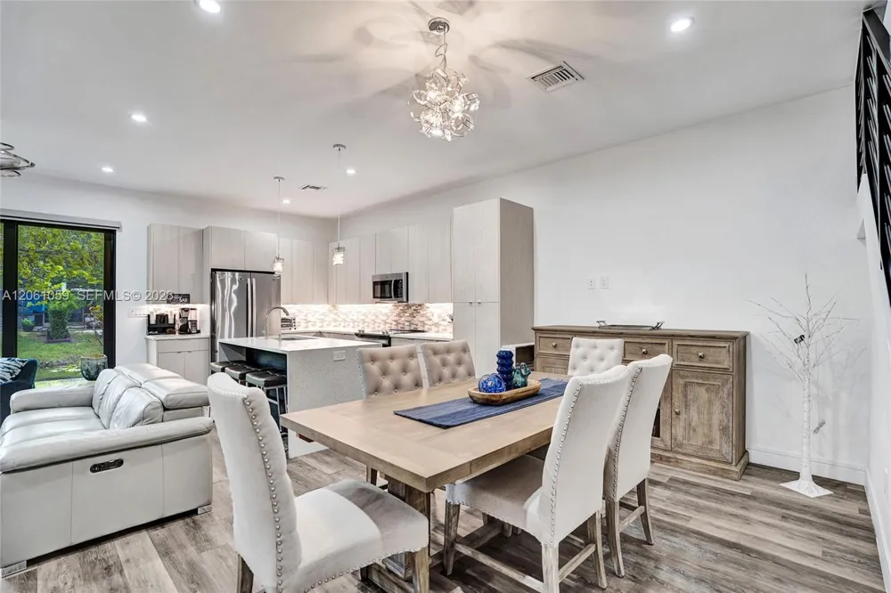 10533 NW 28th Ct Coral Springs, FL 33065