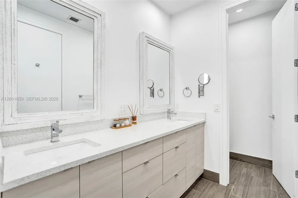 10533 NW 28th Ct Coral Springs, FL 33065