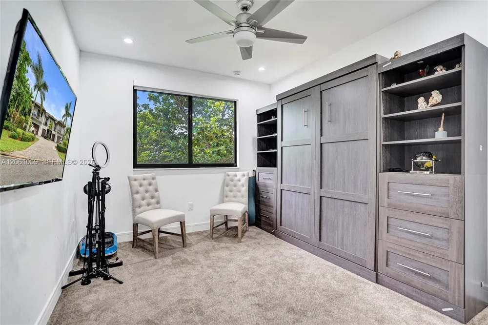 10533 NW 28th Ct Coral Springs, FL 33065