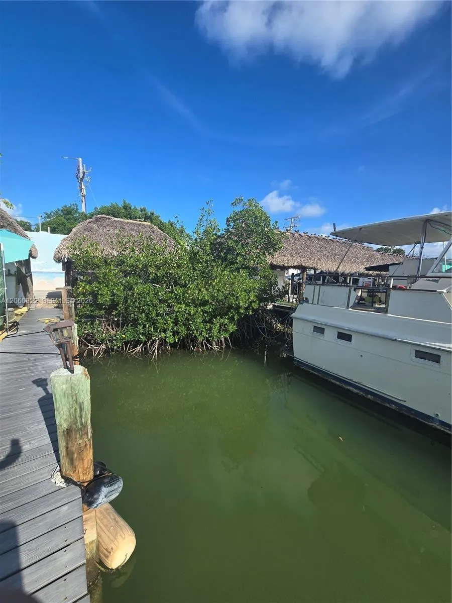 100 Avenue I Marathon, FL 33050