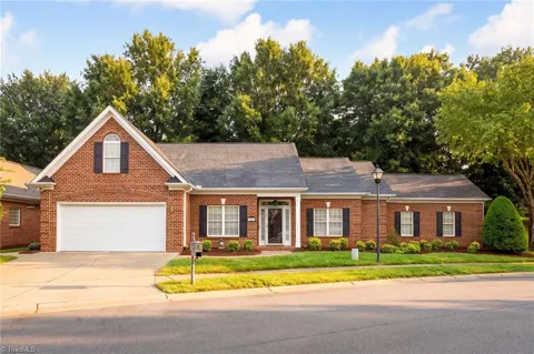 1024 Prestwick Court