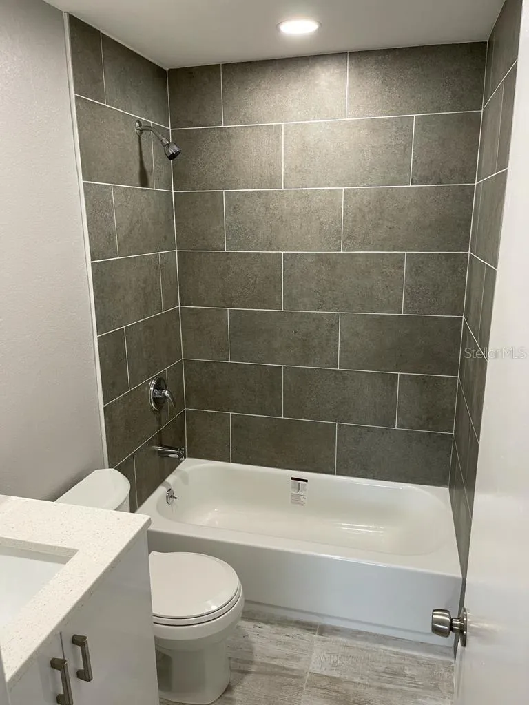 623 DORY LANE #309 Altamonte Springs, FL 32714