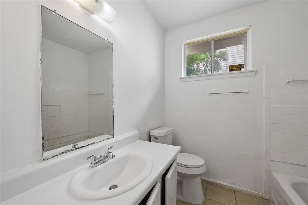 4938 Glenridge Street Houston, TX 77053