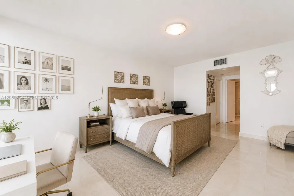 1331 Brickell Bay Dr #2805 Miami, FL 33131