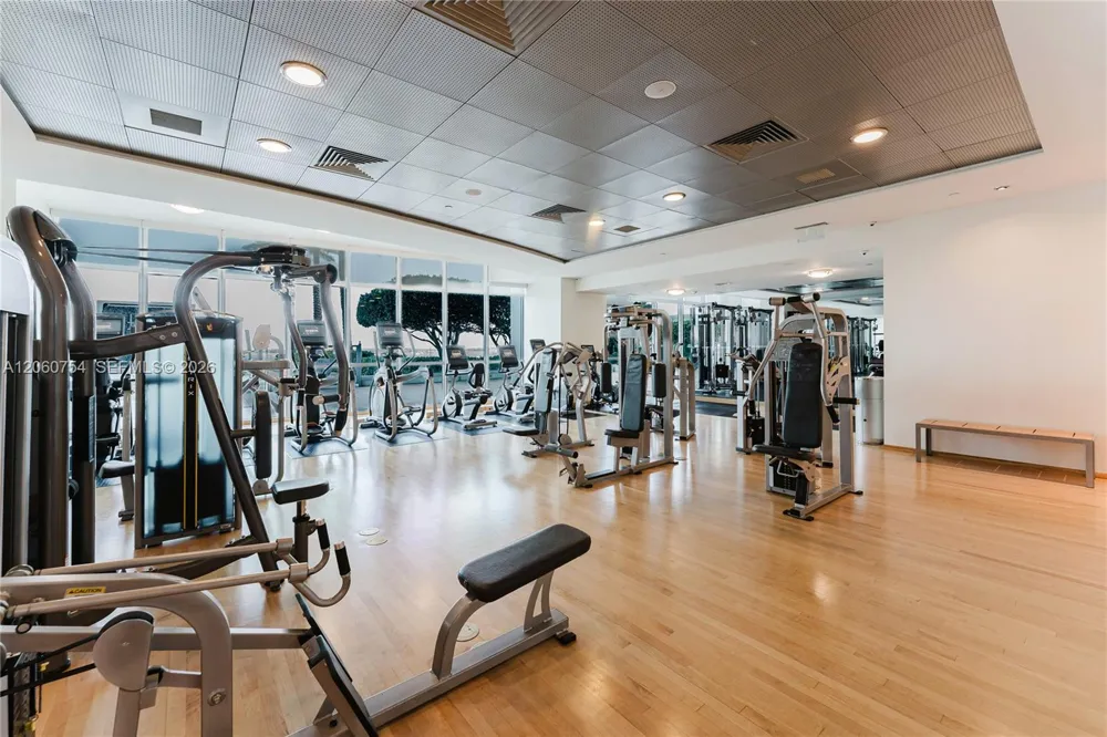 1331 Brickell Bay Dr #2805 Miami, FL 33131