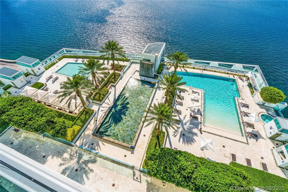 1331 Brickell Bay Dr #2805 Miami, FL 33131