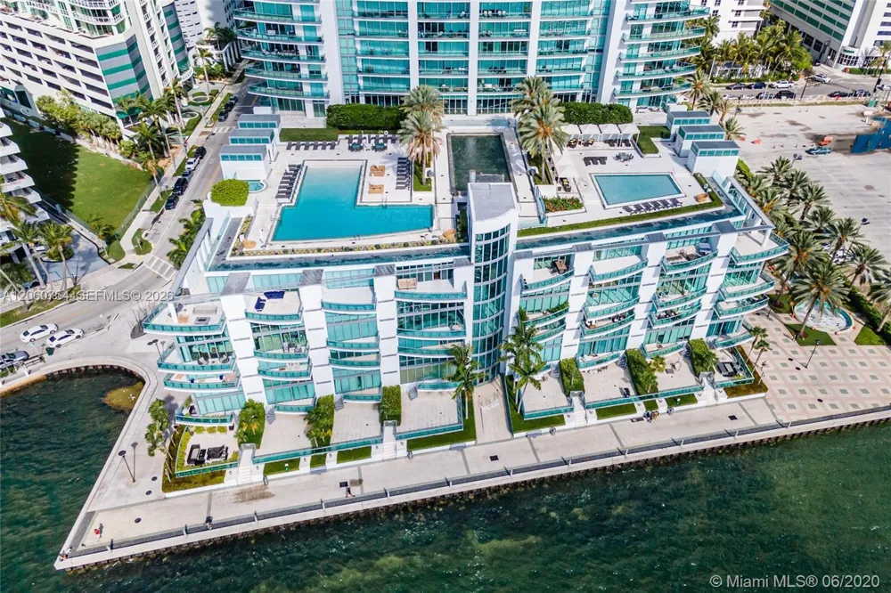 1331 Brickell Bay Dr #2805 Miami, FL 33131