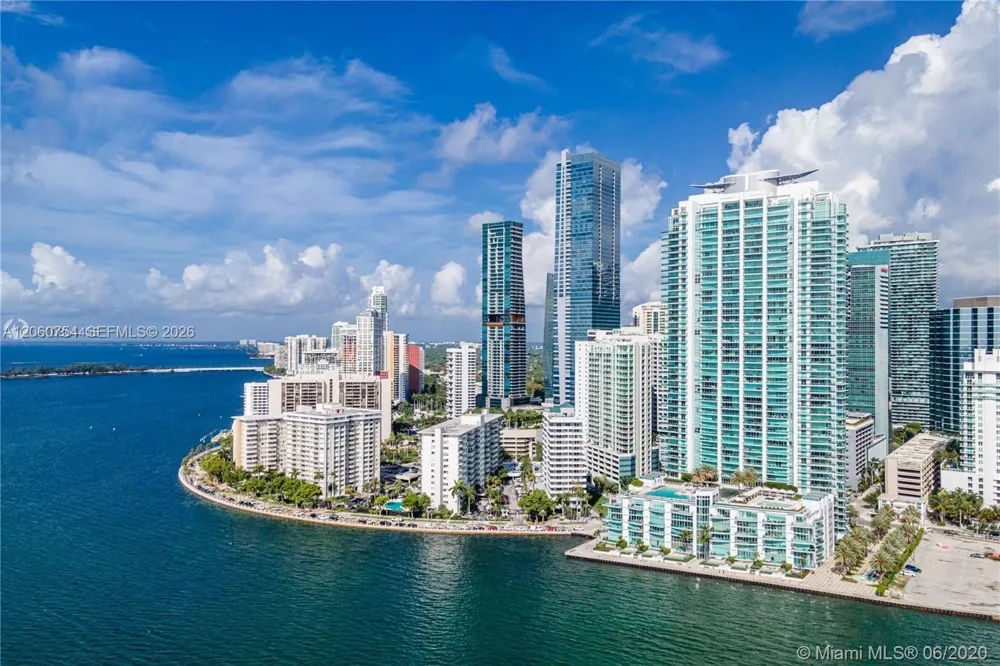 1331 Brickell Bay Dr #2805 Miami, FL 33131