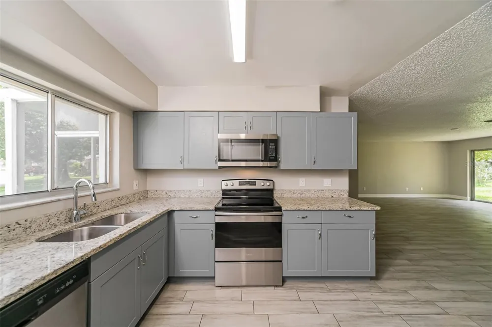 10346 MATCHLOCK DRIVE Orlando, FL 32821