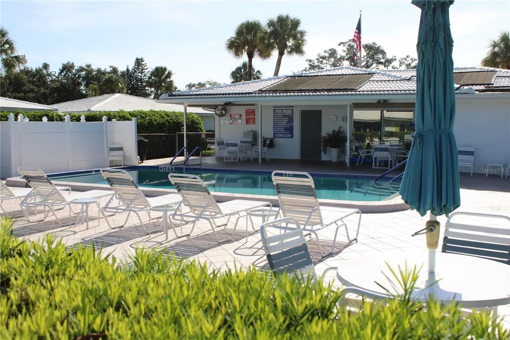 3900 ROXANE BOULEVARD #10B Sarasota, FL 34235