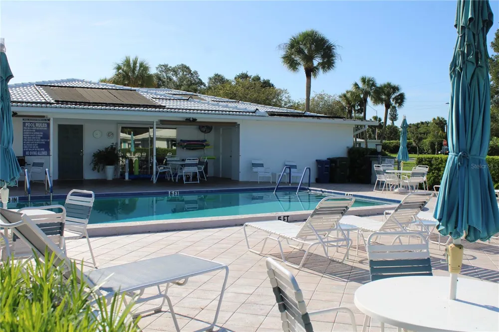 3900 ROXANE BOULEVARD #10B Sarasota, FL 34235