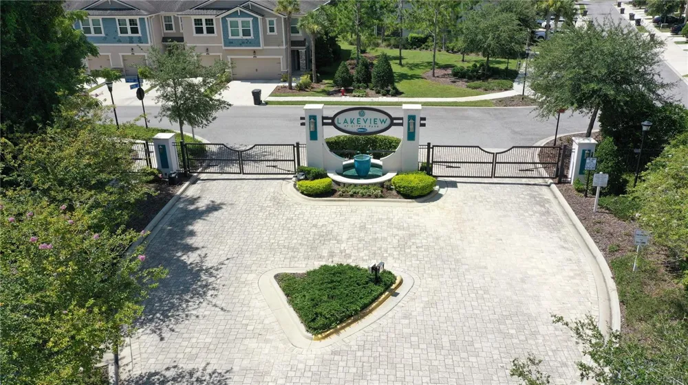 14223 PONDHAWK LANE Tampa, FL 33625