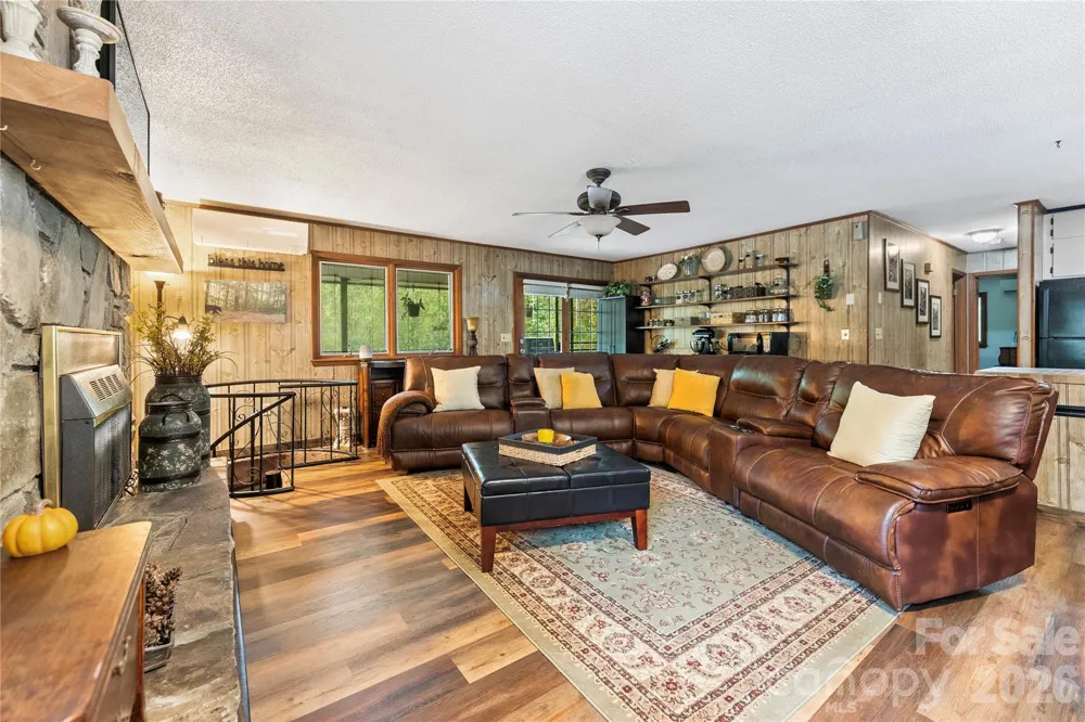 275 Knob Hill Estates Road Sylva, NC 28779
