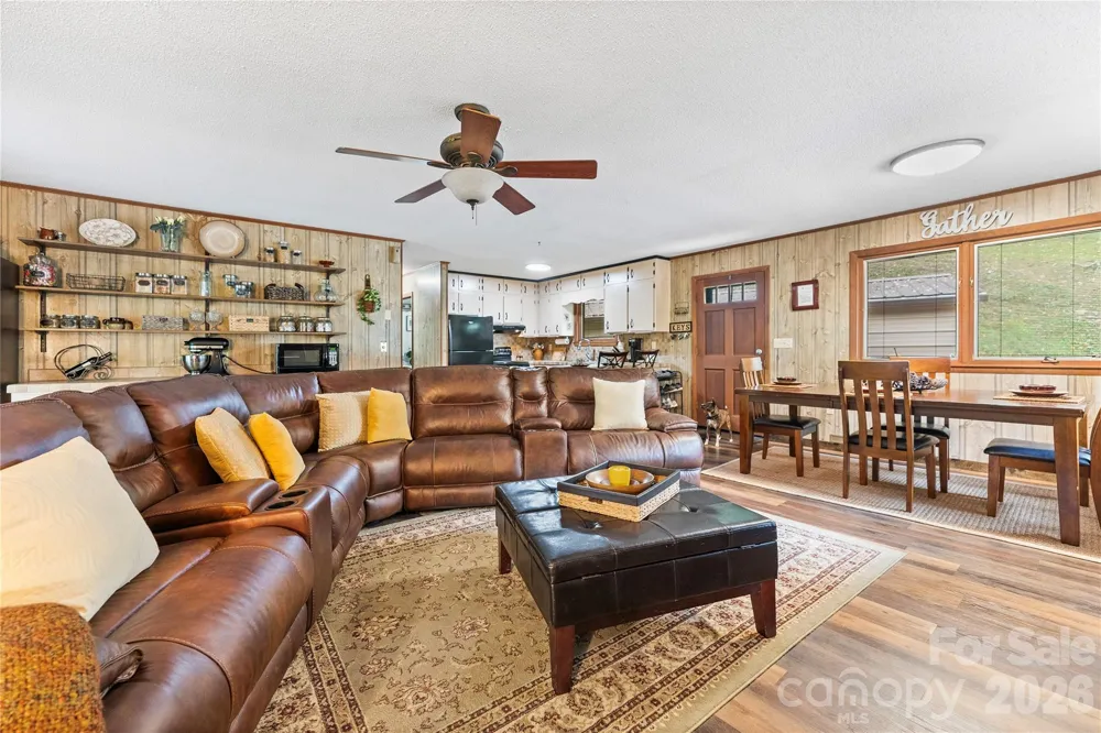 275 Knob Hill Estates Road Sylva, NC 28779