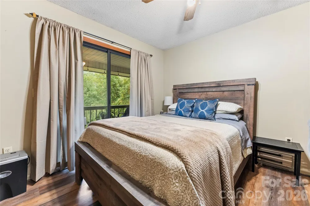 275 Knob Hill Estates Road Sylva, NC 28779