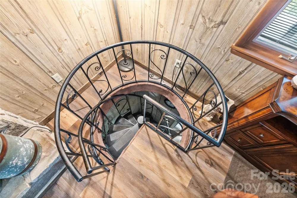 275 Knob Hill Estates Road Sylva, NC 28779
