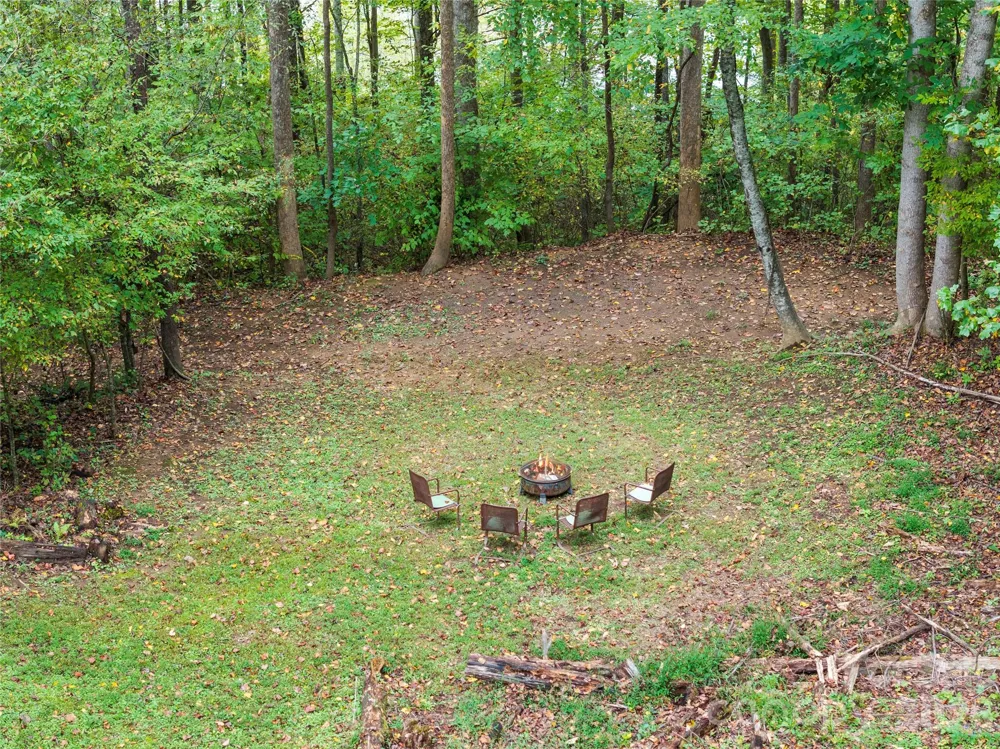 275 Knob Hill Estates Road Sylva, NC 28779