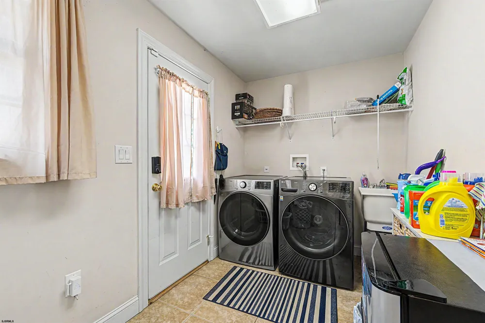 1911 Zion Road Northfield, NJ 08225