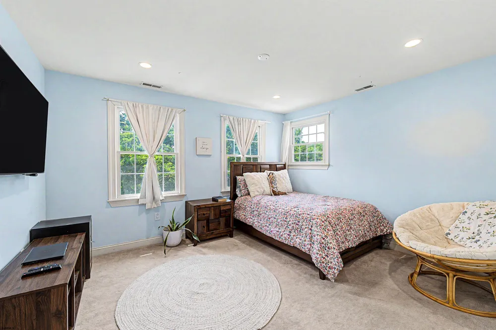 1911 Zion Road Northfield, NJ 08225