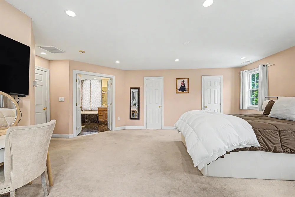 1911 Zion Road Northfield, NJ 08225