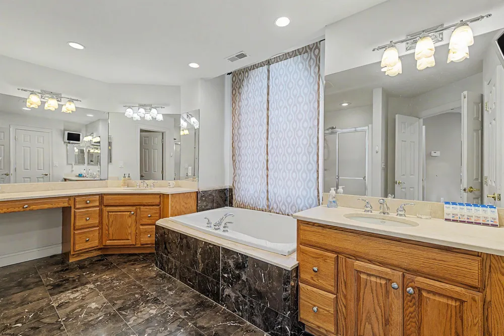 1911 Zion Road Northfield, NJ 08225