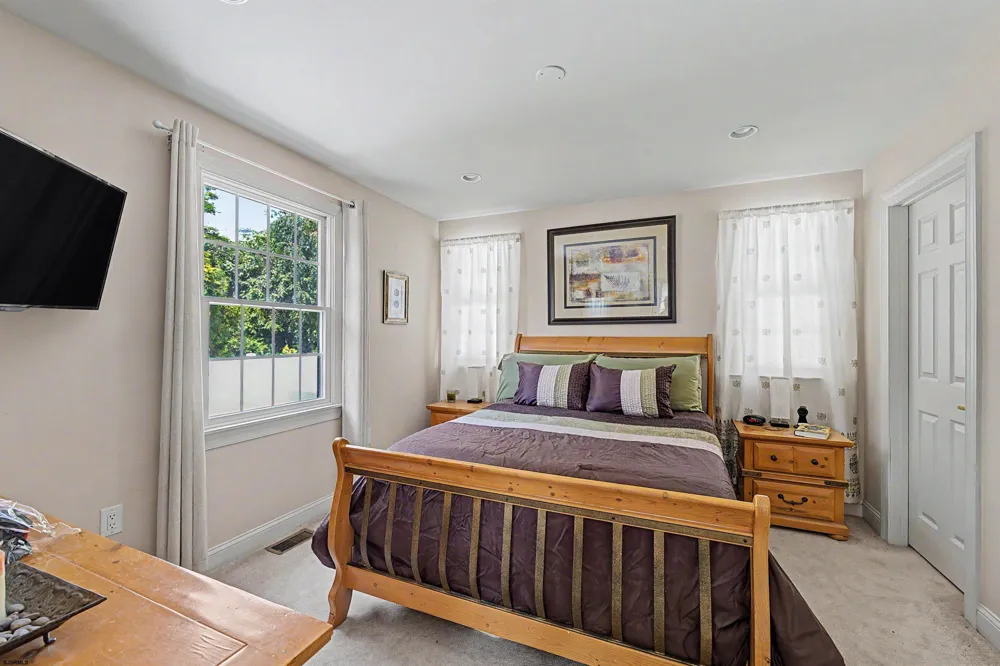 1911 Zion Road Northfield, NJ 08225