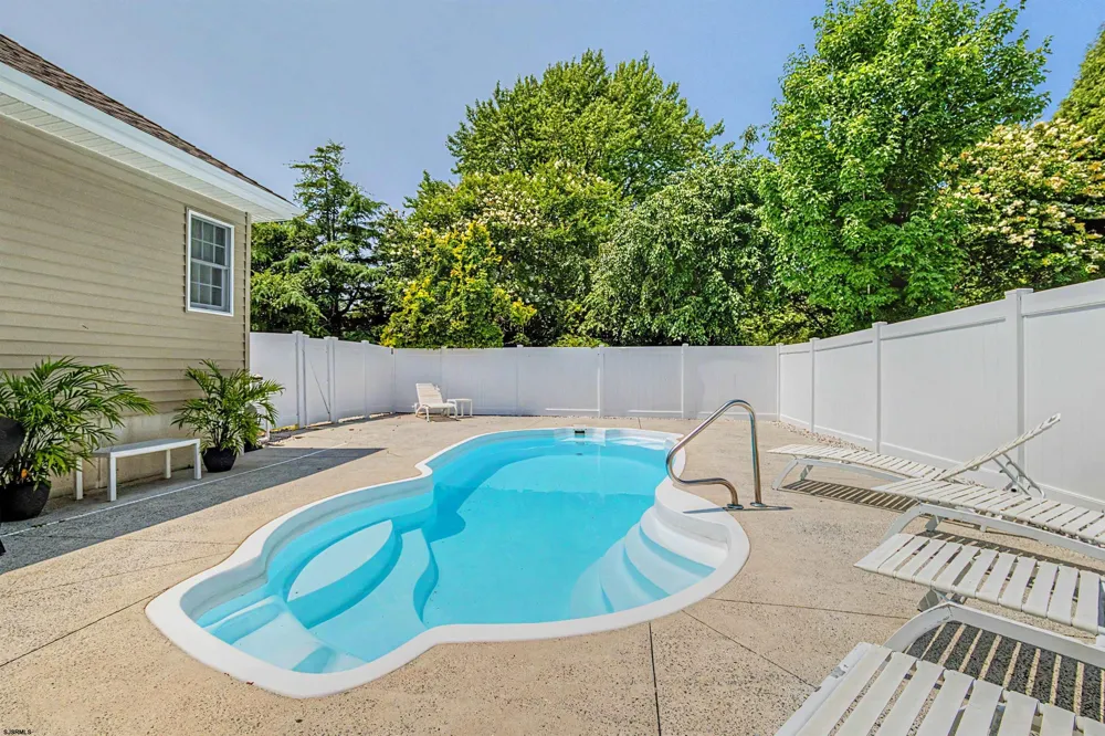 1911 Zion Road Northfield, NJ 08225