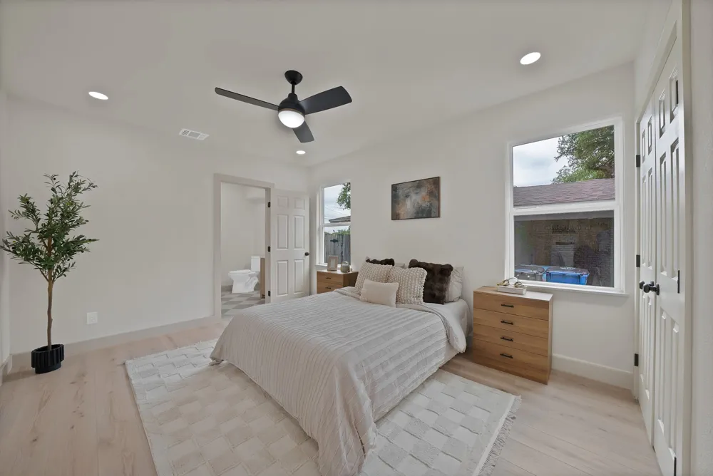 6729 Wallis Road Lake Worth, TX 76135