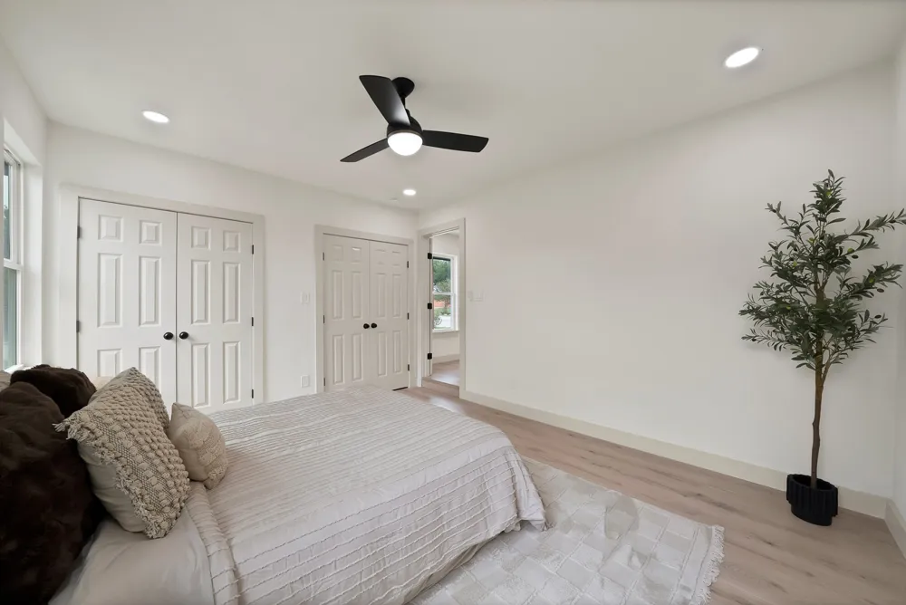 6729 Wallis Road Lake Worth, TX 76135