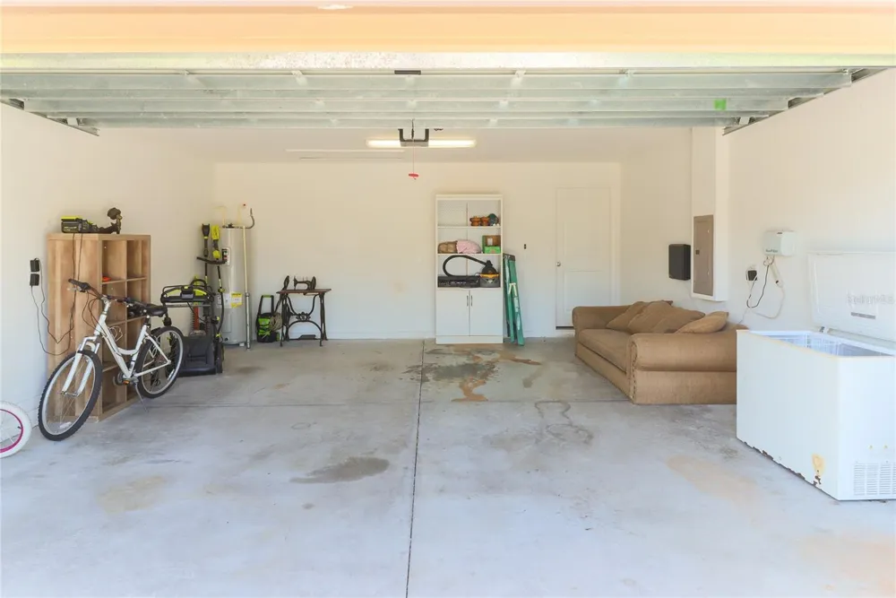 135 CASCADE BEND DRIVE Ruskin, FL 33570