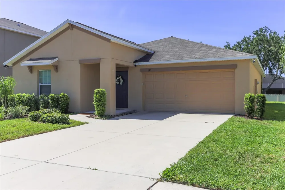 135 CASCADE BEND DRIVE Ruskin, FL 33570