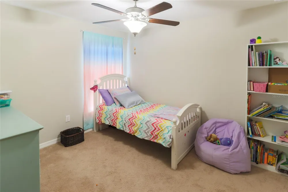135 CASCADE BEND DRIVE Ruskin, FL 33570