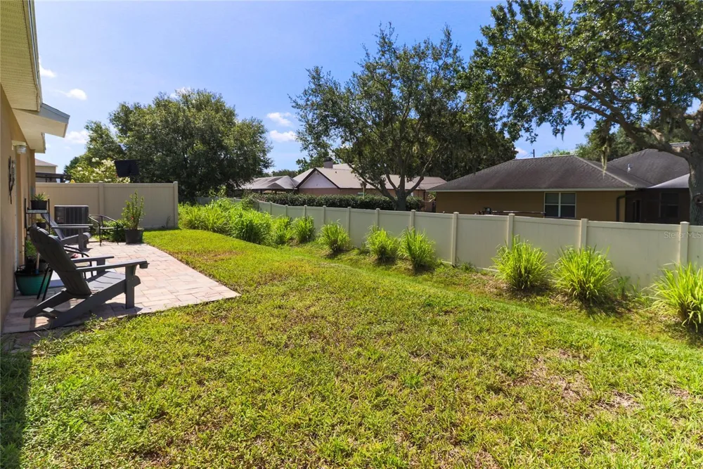 135 CASCADE BEND DRIVE Ruskin, FL 33570