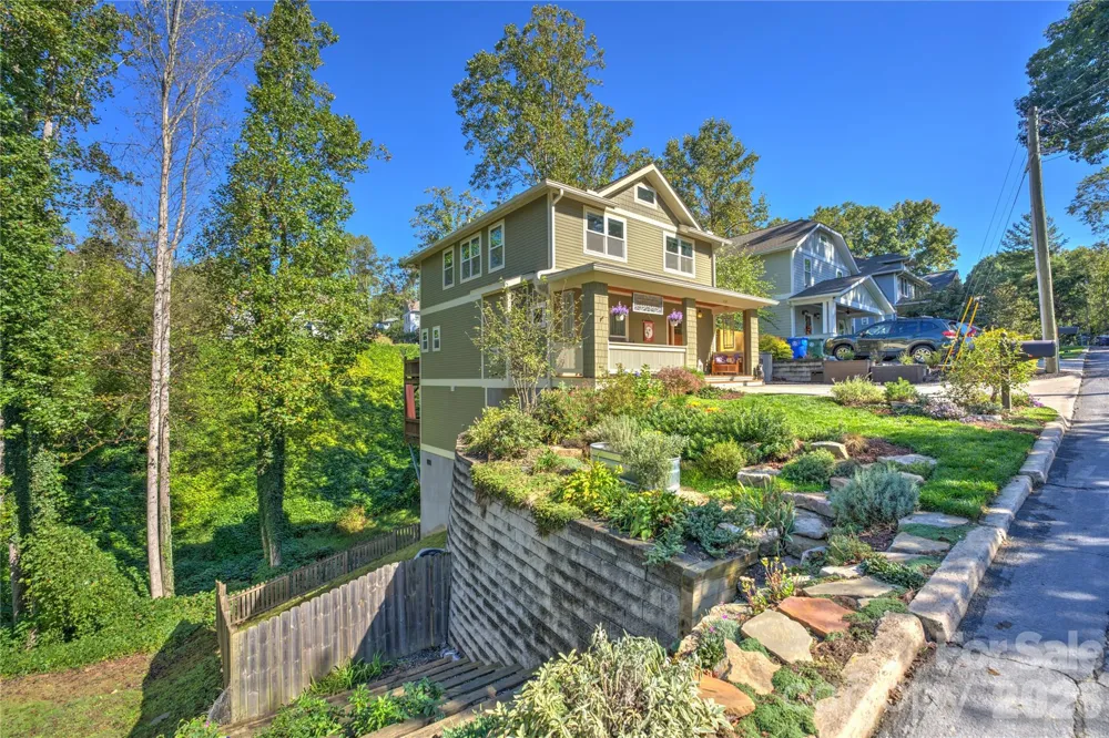 118 Houston Street Asheville, NC 28801