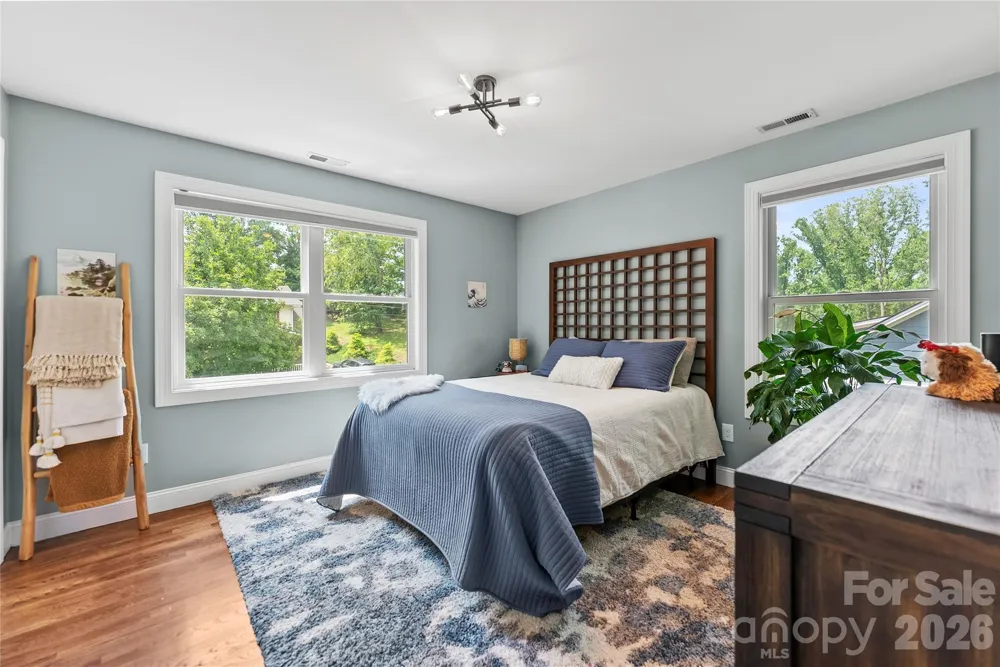 118 Houston Street Asheville, NC 28801