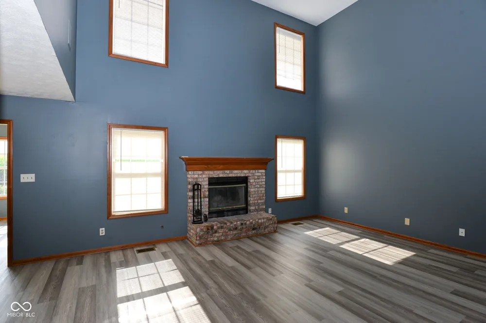 567 West Street Whiteland, IN 46184