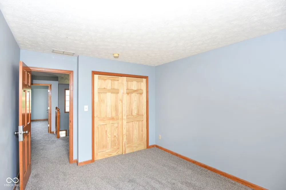 567 West Street Whiteland, IN 46184
