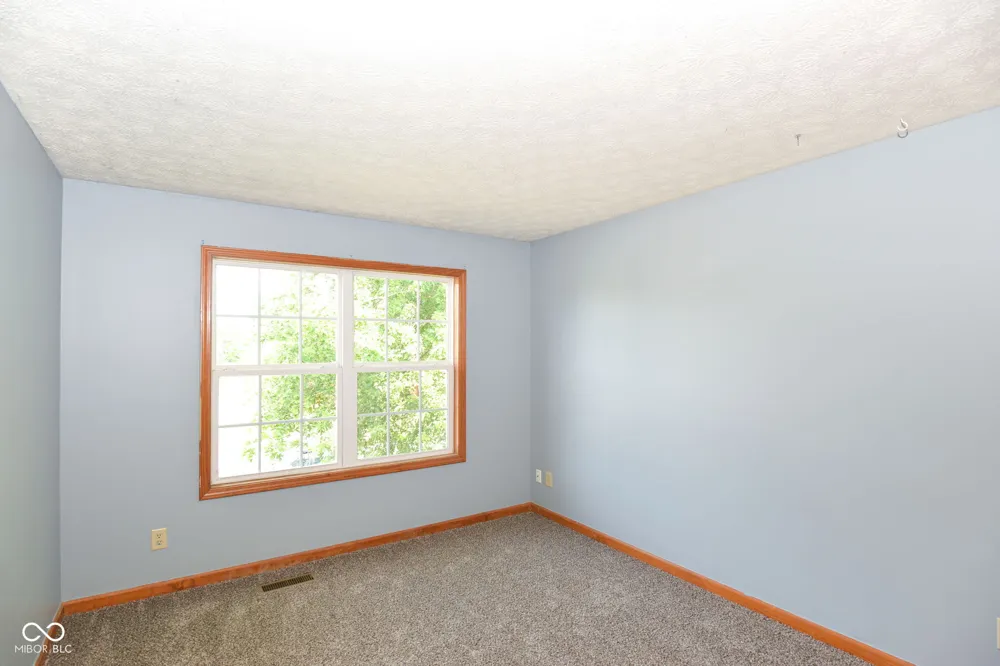 567 West Street Whiteland, IN 46184