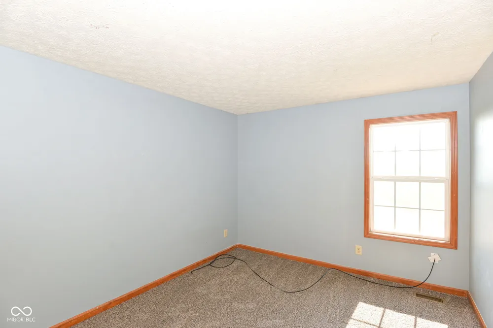 567 West Street Whiteland, IN 46184