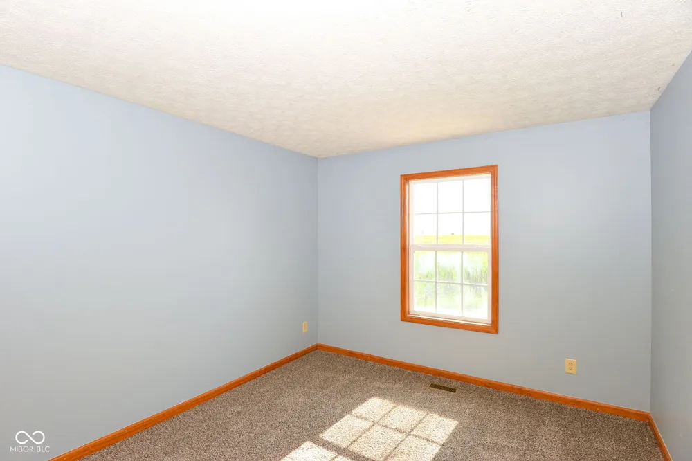 567 West Street Whiteland, IN 46184