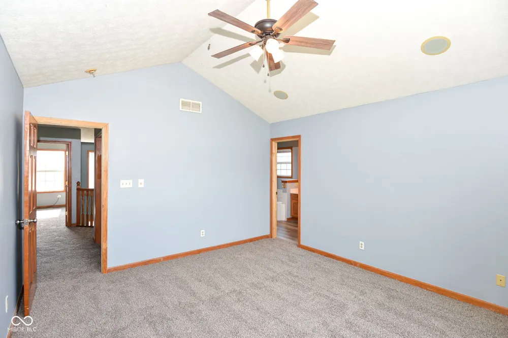 567 West Street Whiteland, IN 46184