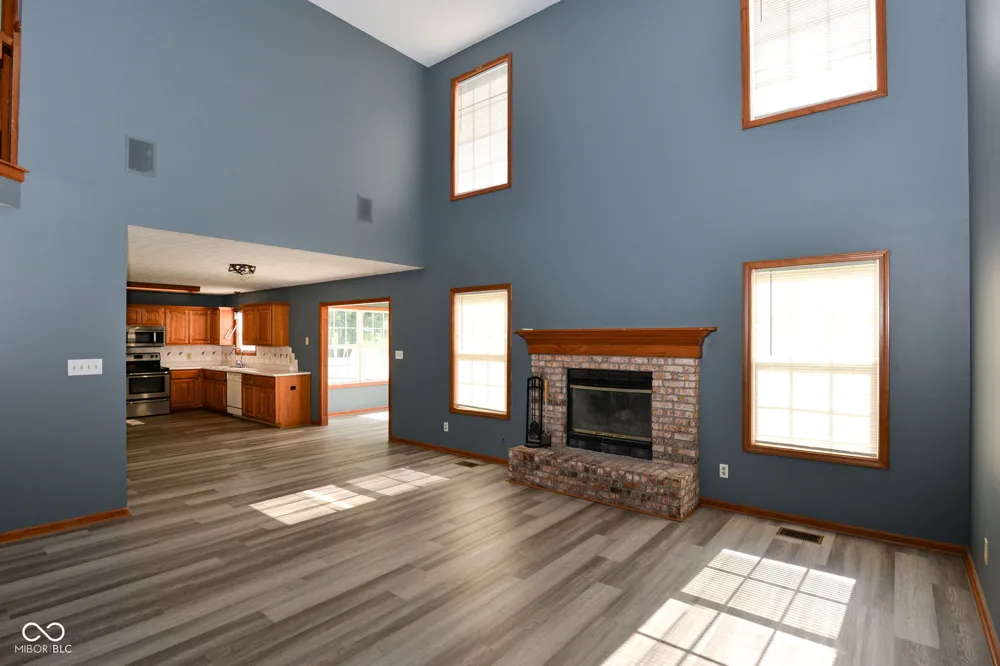 567 West Street Whiteland, IN 46184