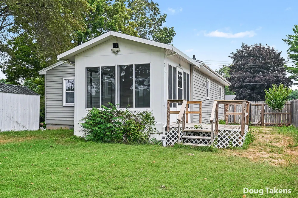 3233 Wayburn Avenue SW Grandville, MI 49418